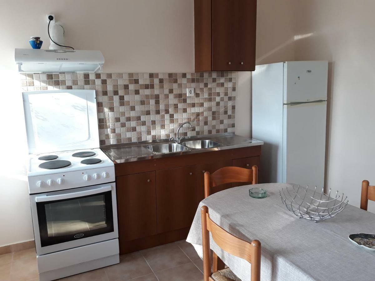 Maria Guesthouse Kini Bagian luar foto